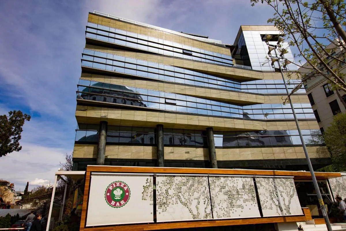 Poslovni centar GREEN SQUARE - poslovni prostor 180 m² za izdavanje